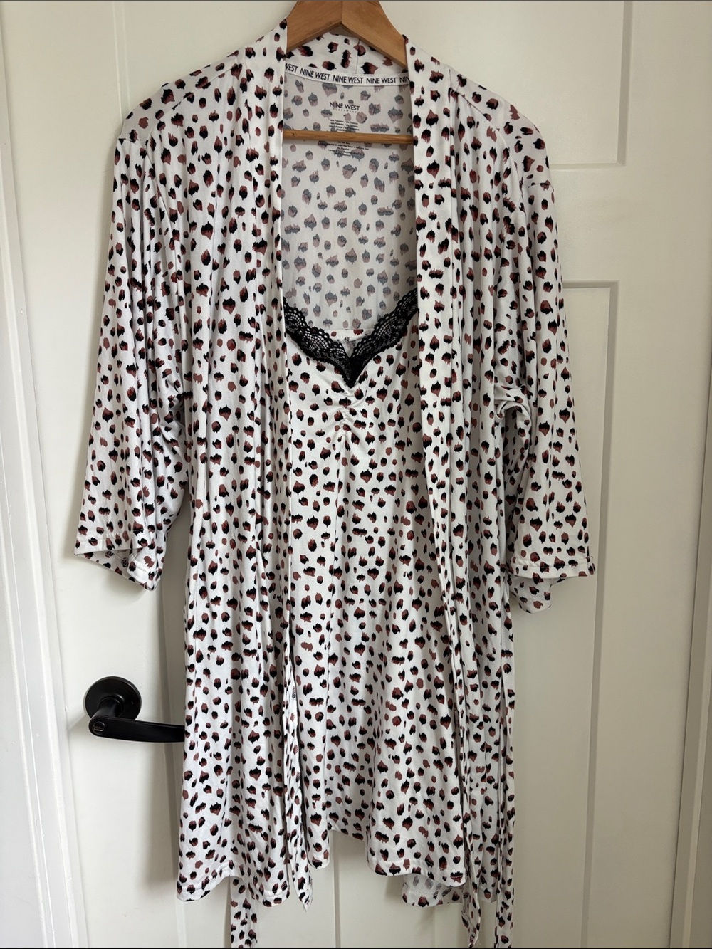 Nine West White Leopard- Robe & Chemise Set with Black Lace Trim